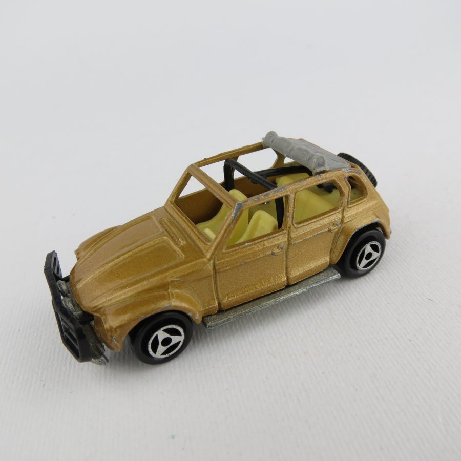 miniature majorette ancienne